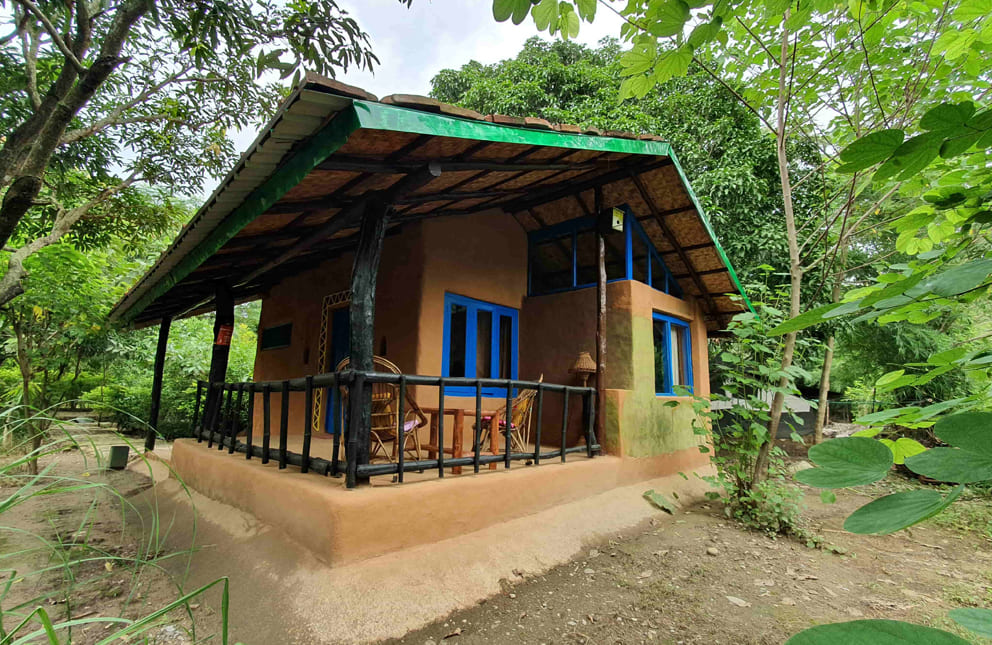 mud-house-jim-corbett
