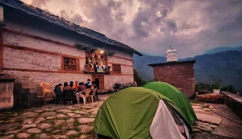 Dayara Bugyal tent