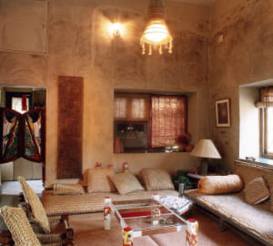 the-mud-bungalows-santiniketan