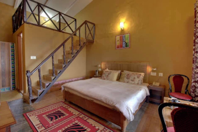 Cottage (Double Occupancy) with Breakfast